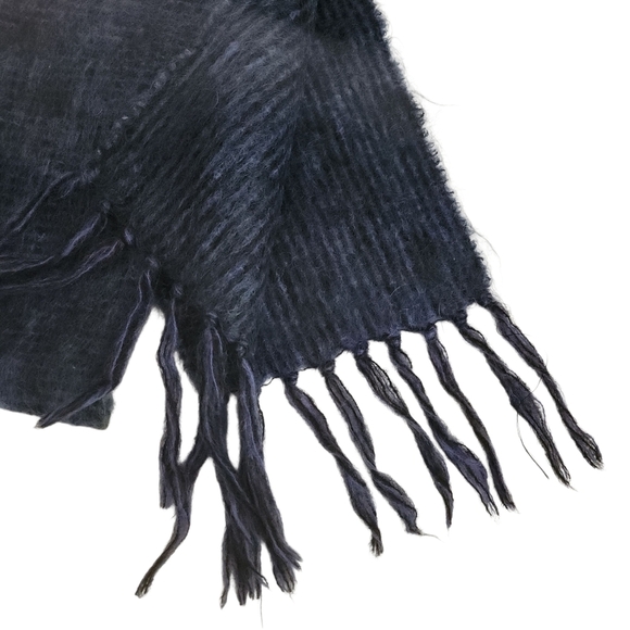 VINTAGE Mohair Blend Fringed Scarf navy blue one size - Picture 2 of 5